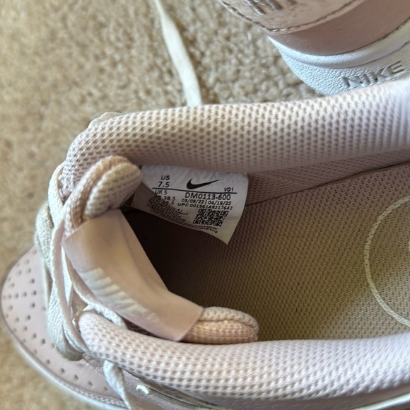Like new!! Nike Court Vision Alta Women's Shoes in Pink Oxford - Picture 11 of 12